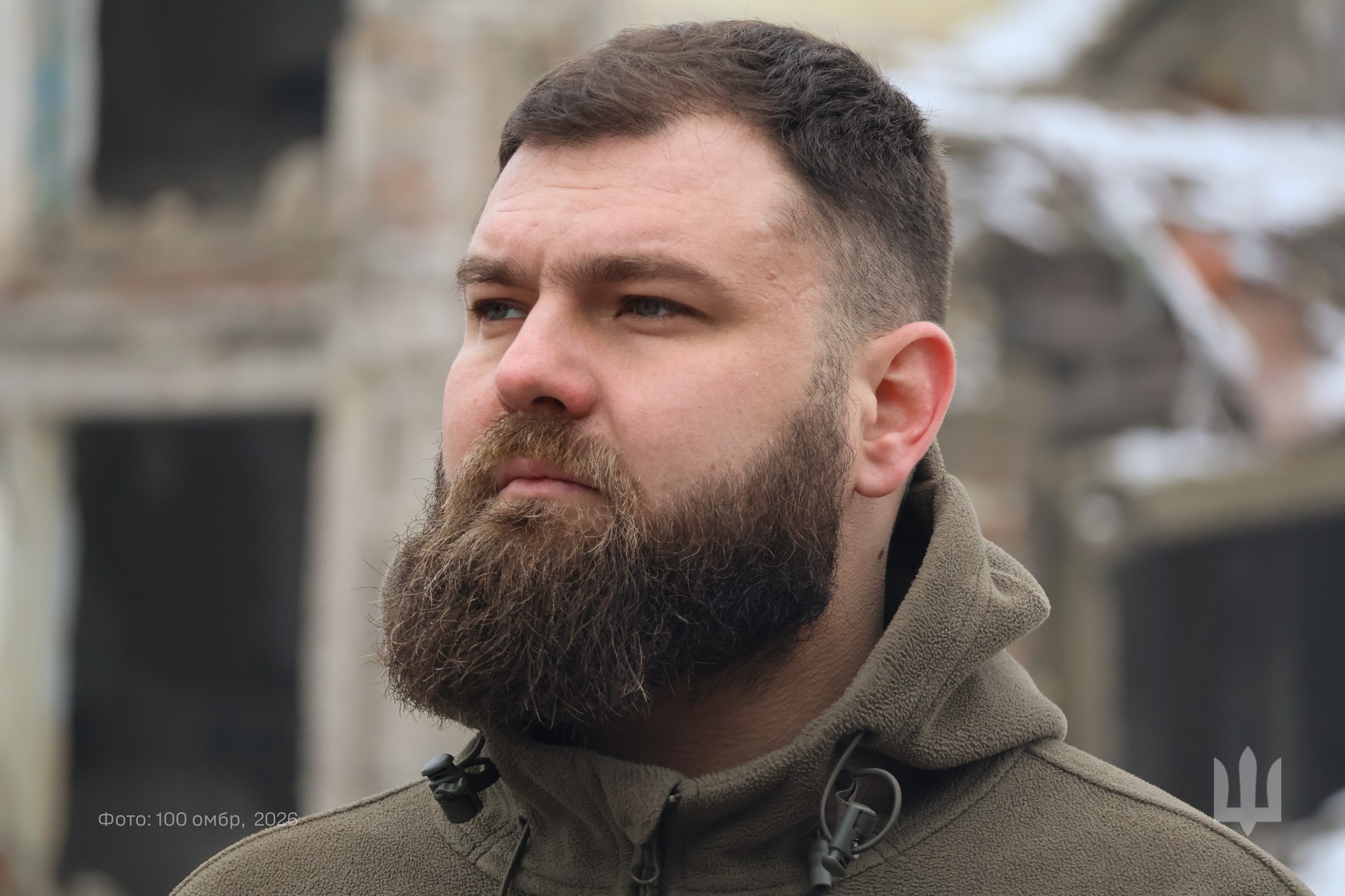 Хоронив загиблих, а потім пішов у бій: історія «Ворона» зі Сталевої Сотки