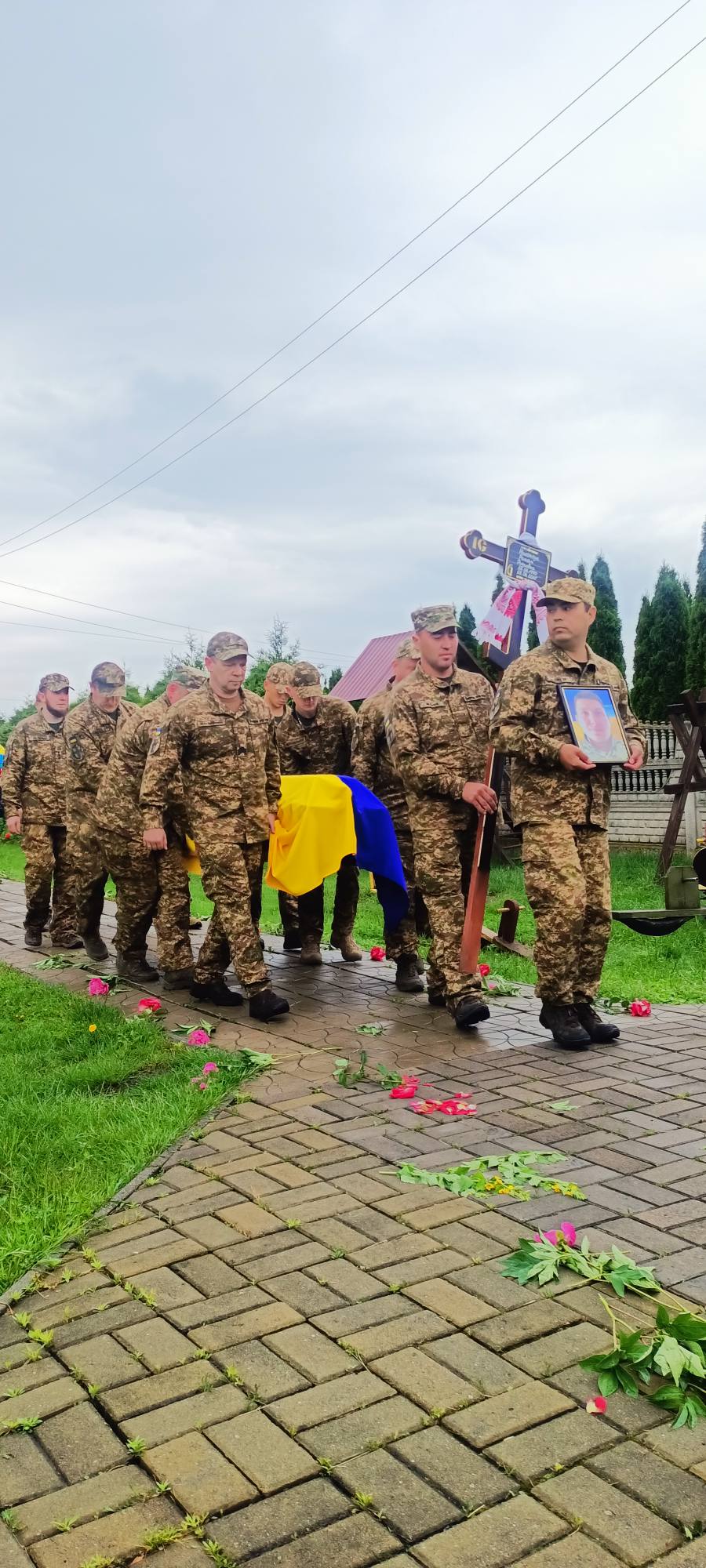Навіки 35: на Волині попрощалися з Героєм Романом Никончуком