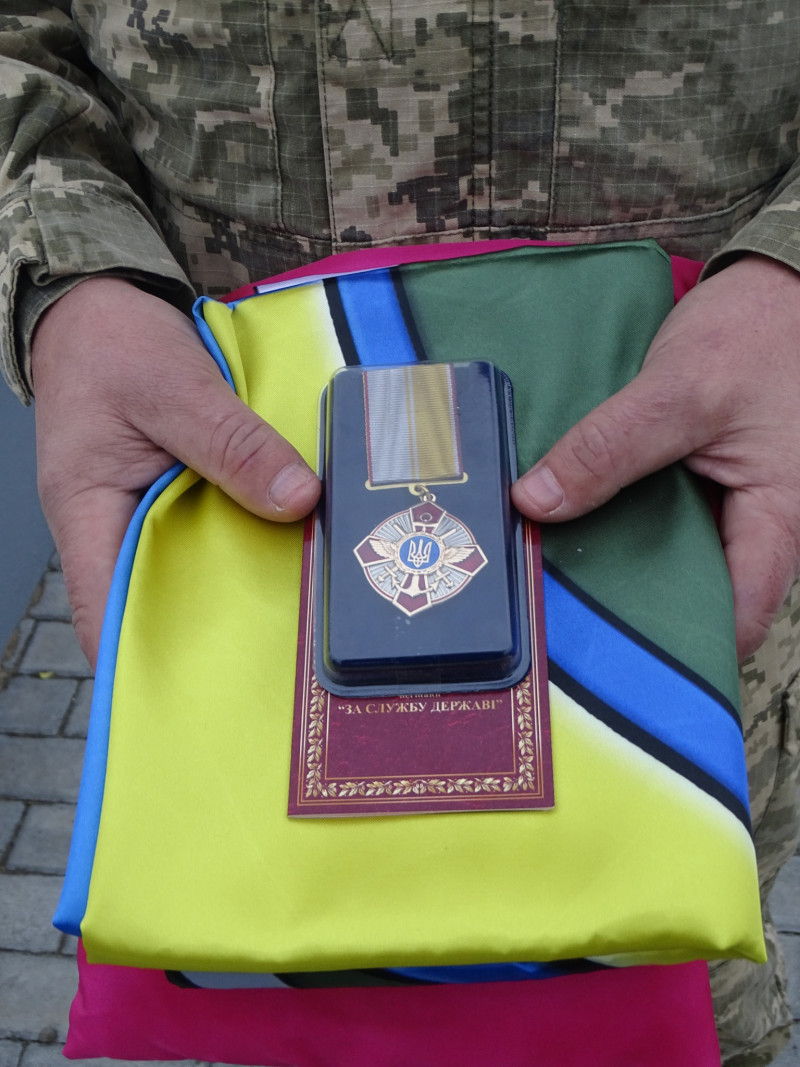 Добровольцем пішов до війська: на Волині попрощалися з Героєм Сергієм Попрійчуком