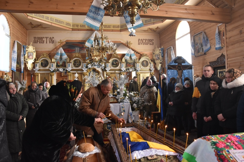 Життя обірвалося в ДТП: на Волині попрощалися із захисником Віталієм Михальчуком