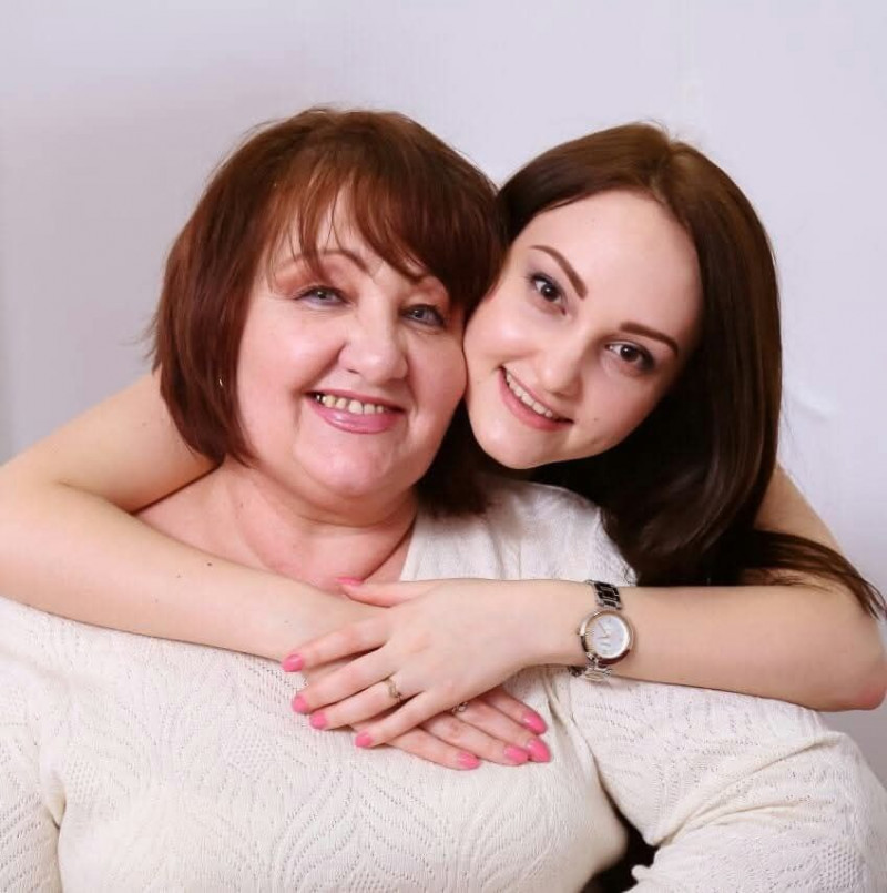 «Гачок завжди зі мною»: історія майстрині-переселенки з Луганщини, яка перевезла своє натхнення на Волинь