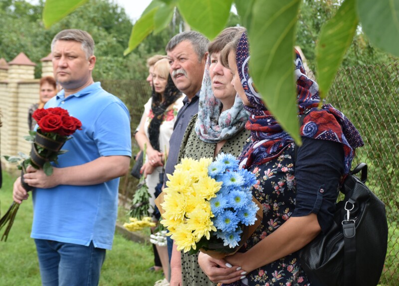 Навіки 50: у Луцькій громаді попрощались з Героєм Петром Назарчуком