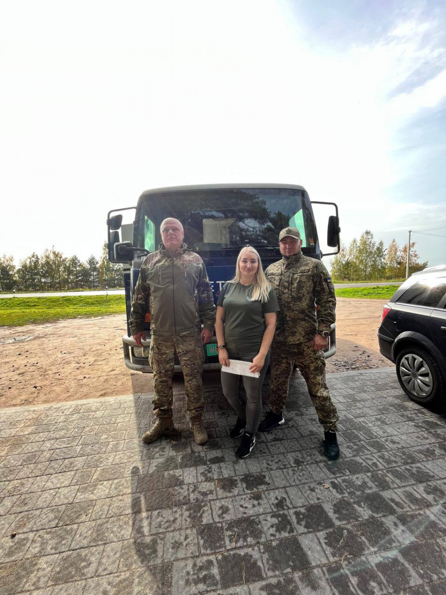 «Спали під воротами в спортзалі»: історія волинянки, яка стала порятунком для сотень українців у Польщі