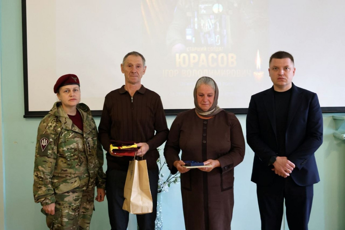 На Волині родинам полеглих захисників і військовополоненого бійця вручили нагороди