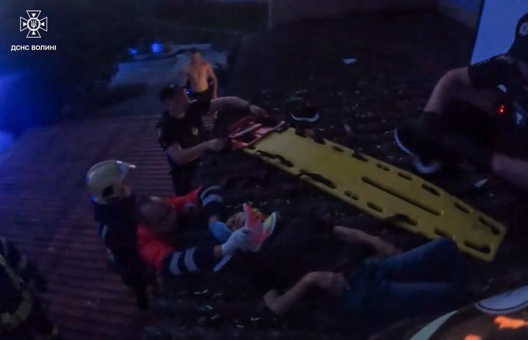 У Луцьку жінка випала з вікна дев’ятого поверху