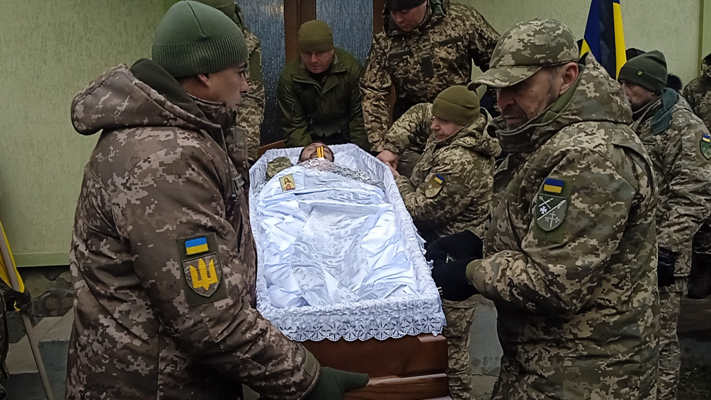 Загинув унаслідок вибуху ворожого снаряда: попрощалися із ексгравцем луцької «Волині» Романом Годованим