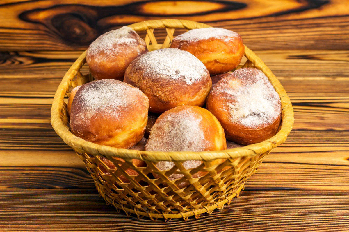 Національне надбання України: чотири рецепти світязьких пончиків