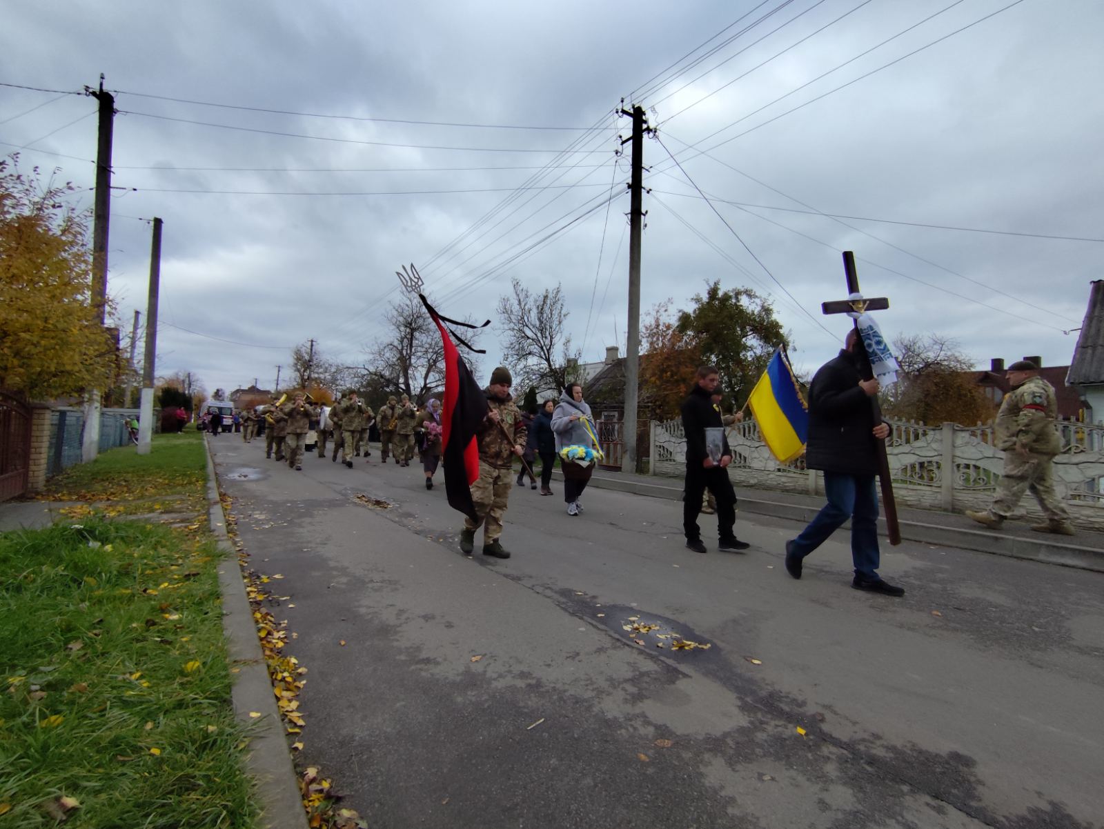 Син втратив батька: на Волині попрощалися з Героєм Петром Масюком