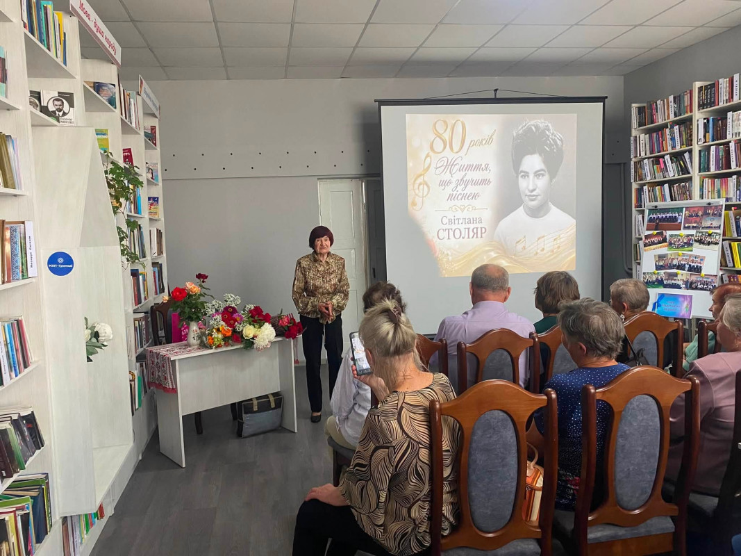 Працювала педагогом і була головою селищної ради: волинянка відзначила 80-річчя