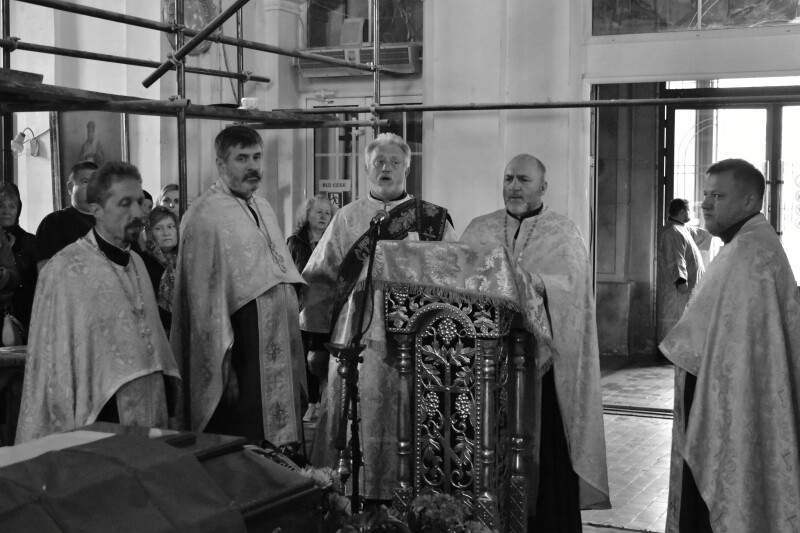 Не зміг відзначити 50-річчя: у Луцьку попрощалися із полеглим Героєм Русланом Лужанцовим