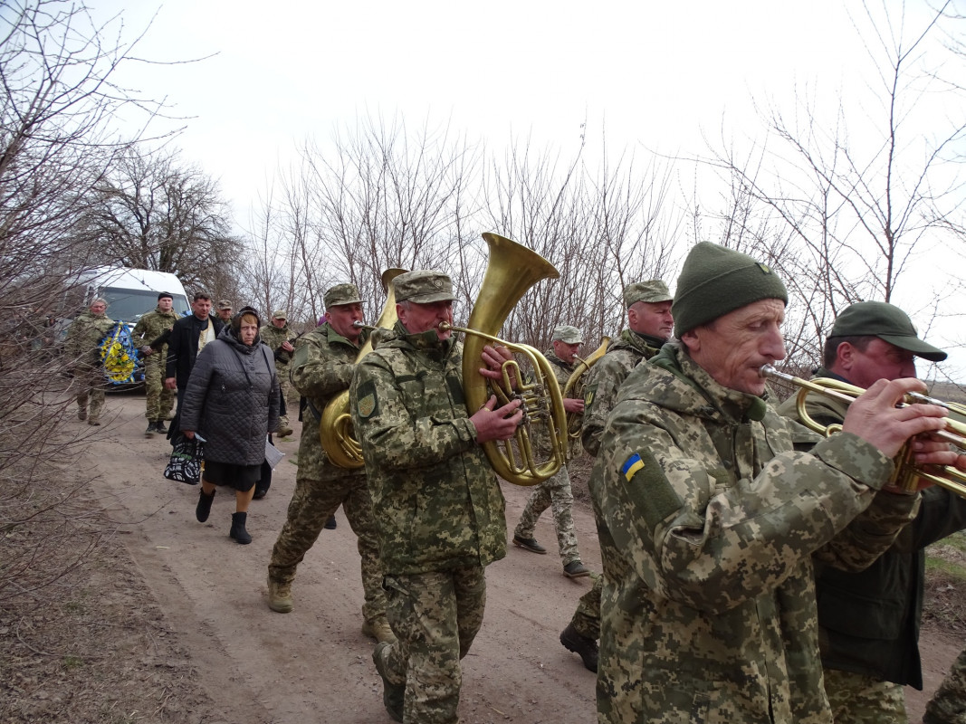 Ворожий дрон обірвав життя: на Волині попрощалися з Героєм Сергієм Панасюком