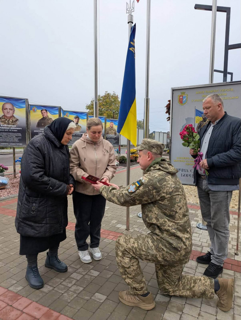 Ордени замість синів і коханих: на Волині вшанували трьох полеглих захисників
