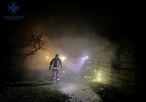 Чоловіків врятувати було неможливо: вночі на Волині у пожежах загинуло дві людини