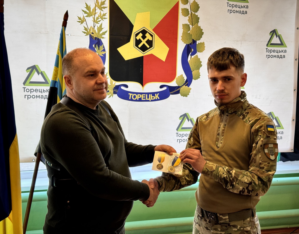 Бійців «Сталевої Сотки» відзначили нагородами за оборону Торецька