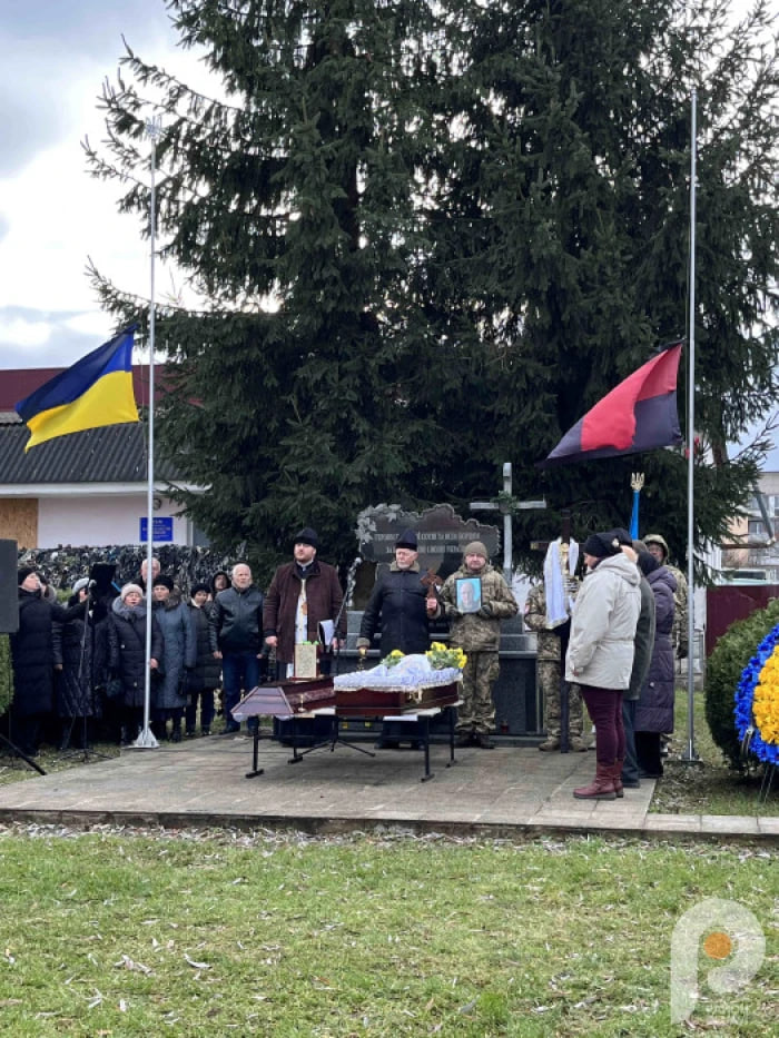 14 загиблий у громаді: на Волині попрощалися із захисником Володимиром Оркішем