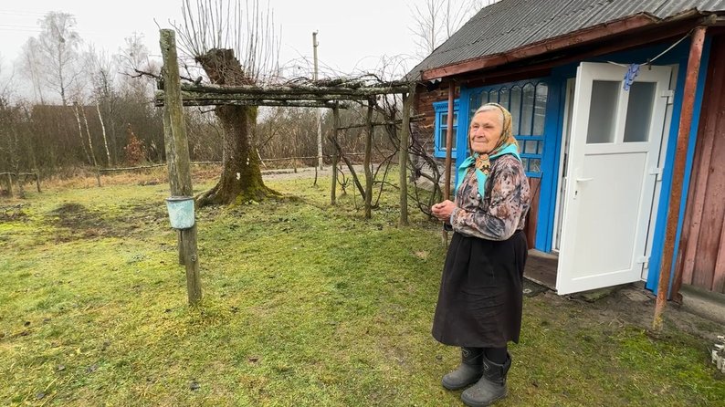Раз в тиждень приїжджає «магазин на колесах»: як живе село Сваловичі на Волині