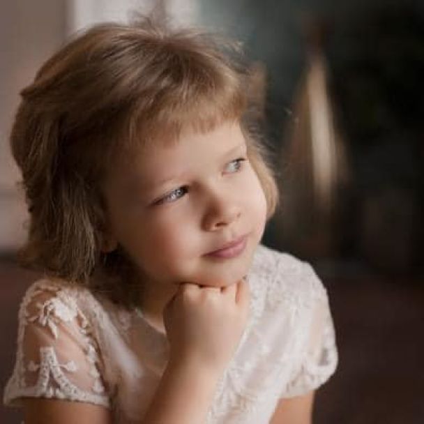 Ракетний удар по Чернігові: загибла 6-річна дівчинка була єдиною дитиною у сім'ї, її тато захищає Україну на фронті