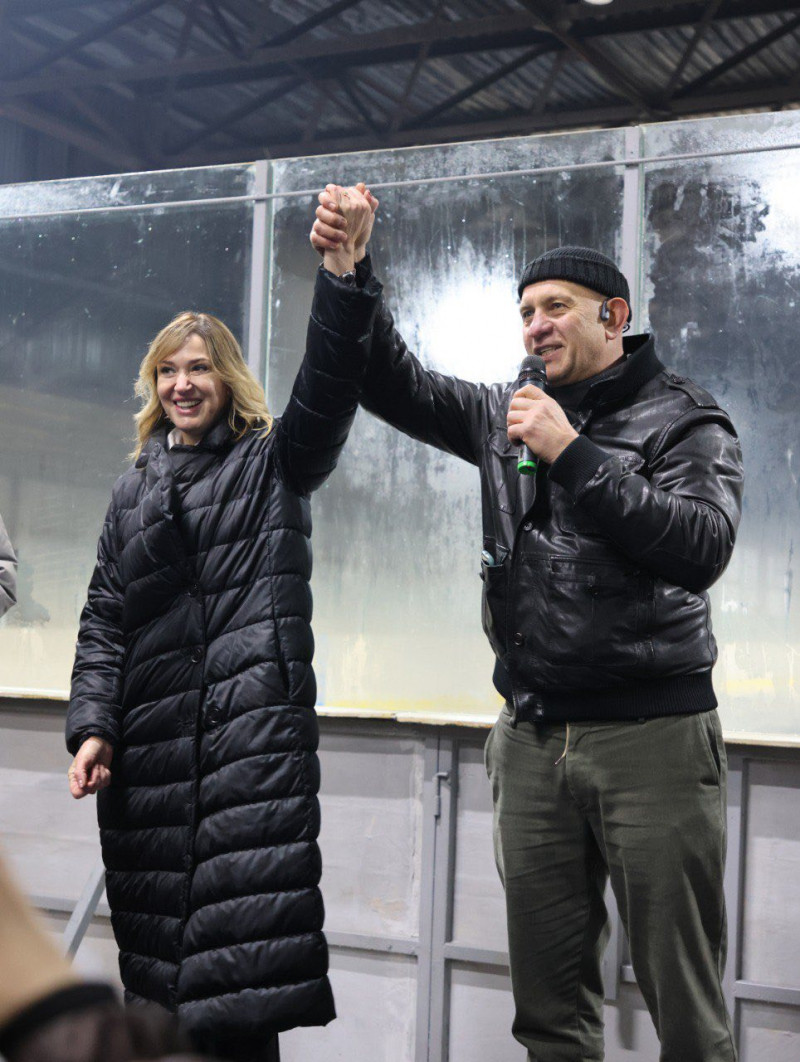 Нова локація – нові емоції: у Луцьку відкрили льодову арену «Снігова королева»