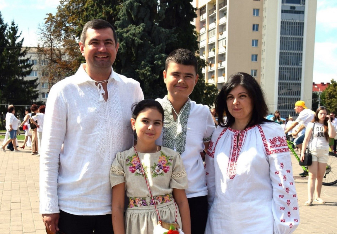 «Сім’я — це місце, де тебе чекають»: відомі волиняни — про свої родини