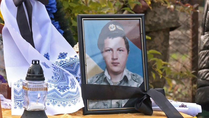 11 років родина чекала звістки: на Волині попрощалися із захисником Павлом Богайчуком