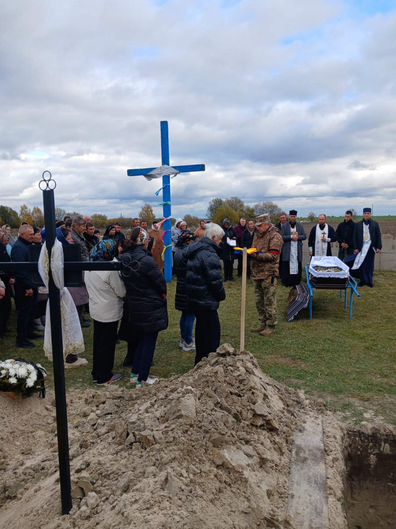 На Волині попрощалися з 40-річний Героєм Романом Нікитчиком