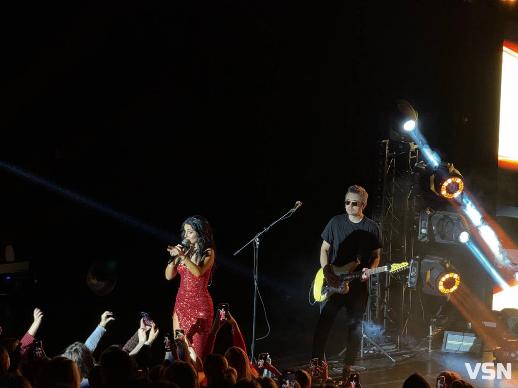 Анна Трінчер запалила Луцьк: тепло, жіноча енергія й пісні для душі