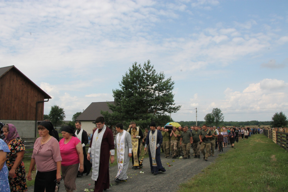 На Волині поховали Героя Ігоря Паламаря, який підірвався на ворожій міні