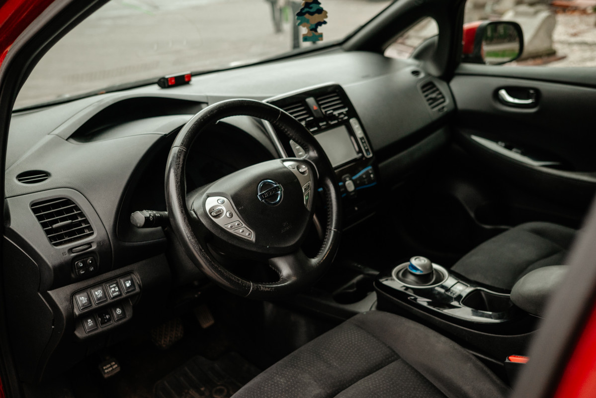 Лучани можуть виграти Nissan Leaf за донат у 300 гривень: стартував великий збір на дрони