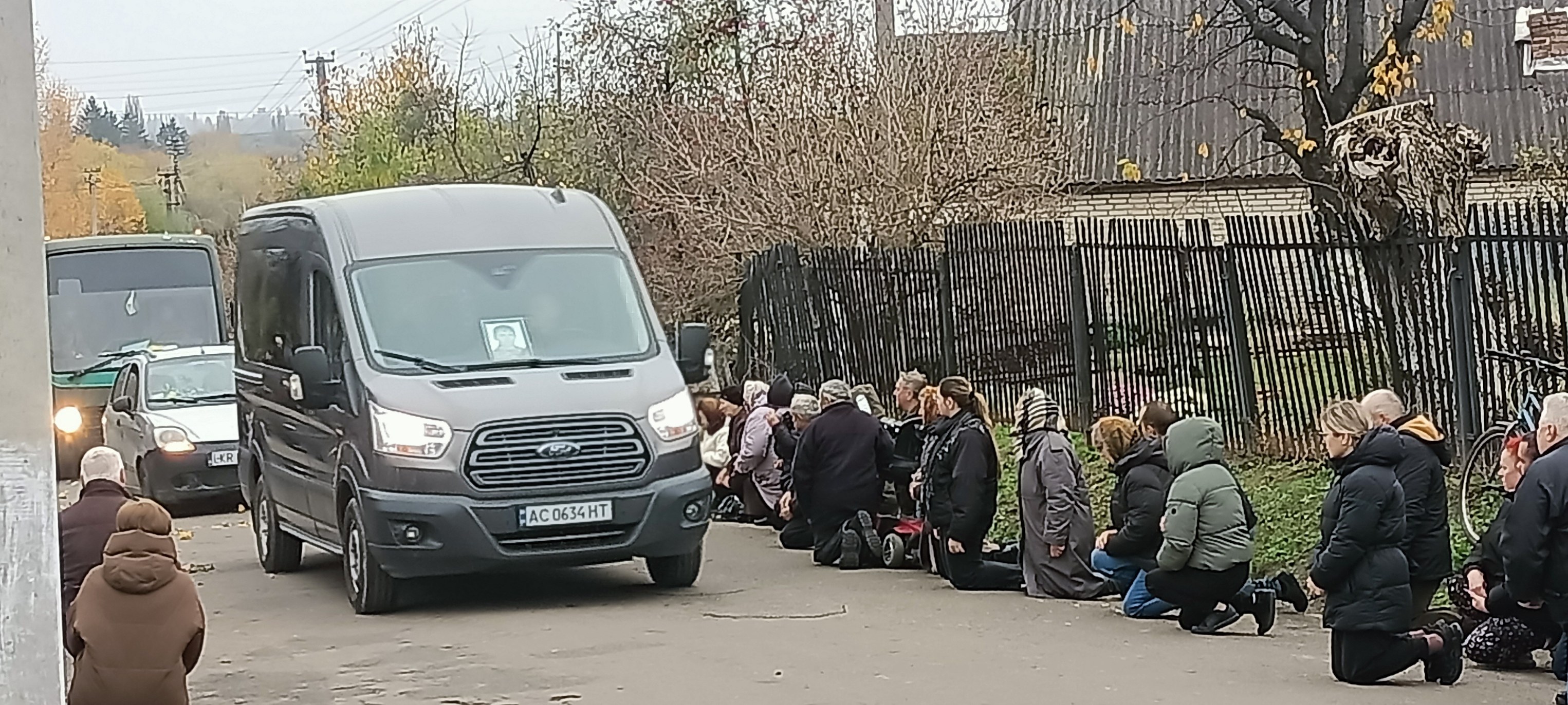 2 місяці не дожив до 35-річчя: на Волині попрощались з Героєм Олександром Пекним