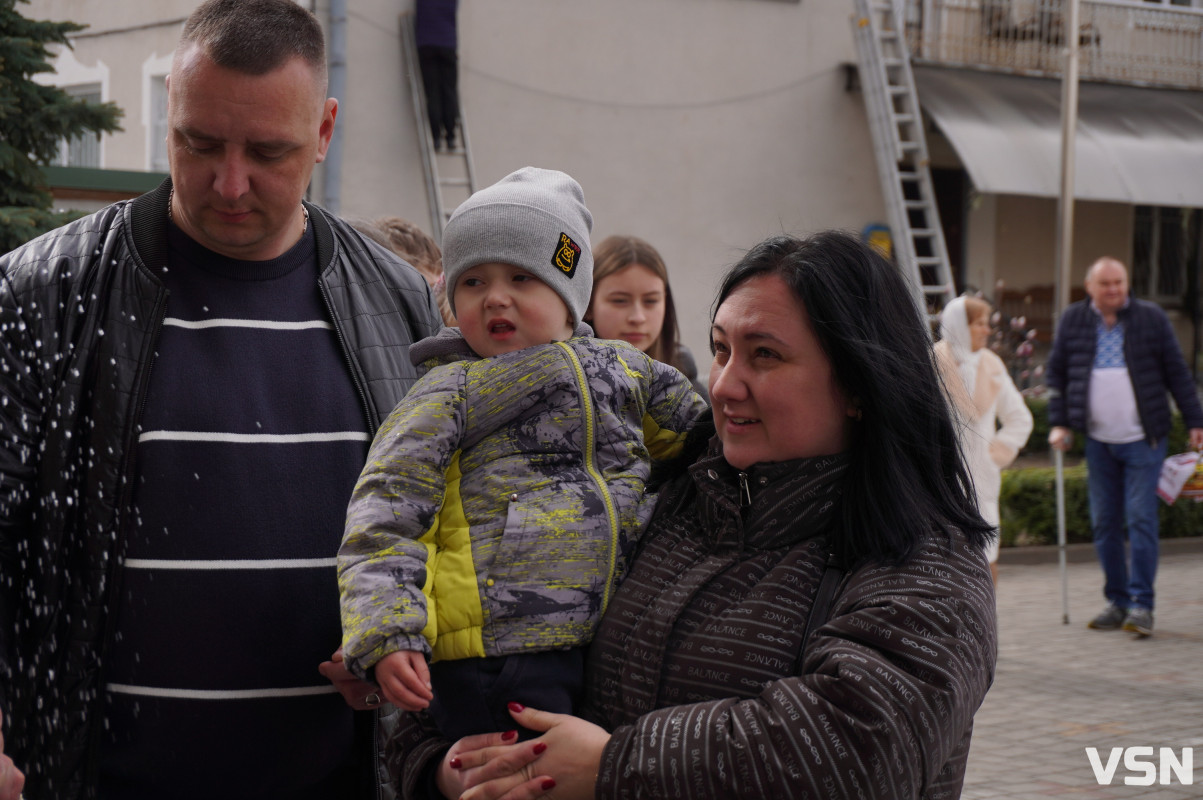 Як у Луцьку освячують Великодні кошики? Фоторепортаж