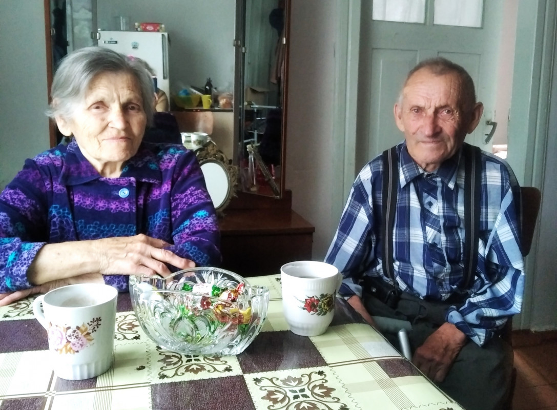 «Хотілося б померти разом»: історія подружжя з Волині, яке повінчалося після 50 років спільного життя