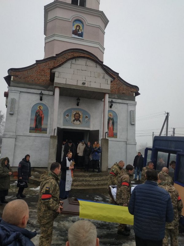 На Волині прощалися із захисником Сергієм Цапюком