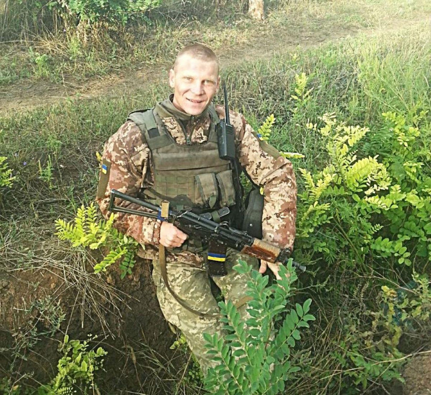 Шість років на війні, а найбільший біль - зниклий безвісти брат: історія ветерана з Волині