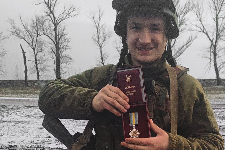 Після фронту – за камеру: історія ветерана, який став фотографом