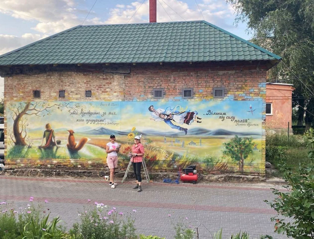 На Волині з'явився незвичайний мурал із прихованим змістом: одну деталь помічають не всі