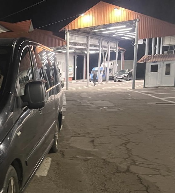 На волинському пункті пропуску запобігли спробі контрабанди ноутбуків на 200 тисяч гривень