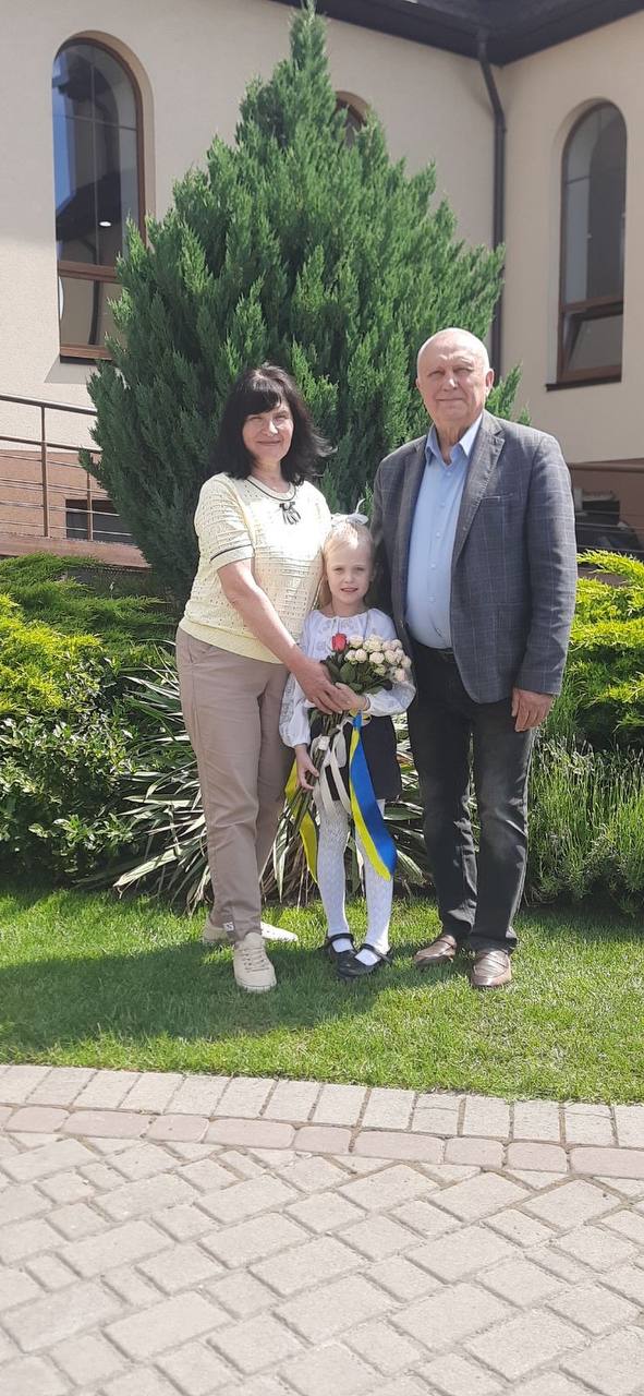 Понад 40 років працював в освіті, 21 рік був директором ліцею: історія знаного вчителя з Волині