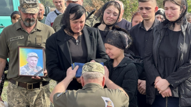 На Волині попрощалися із загиблим півтора року тому Героєм Володимиром Юрчиком