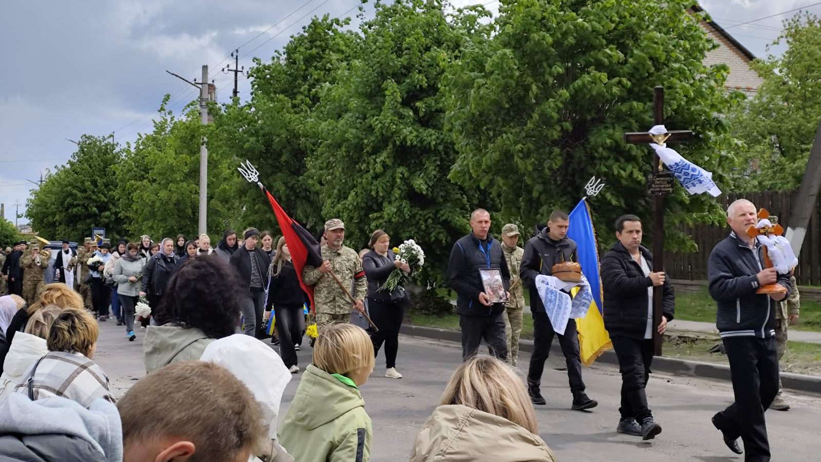 Важке поранення стало смертельним: на Волині попрощались з Героєм Сергієм Стернічуком