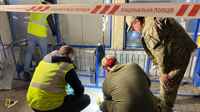 У Житомирі чоловік кинув гранату біля супермаркету: постраждали шестеро людей