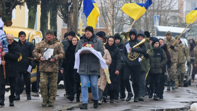 Навіки 30-річний: на Волині попрощалися з Героєм Іваном Петриком