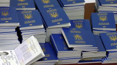 Паспорт громадянина та закордонний паспорт: статистика оформлення на Волині