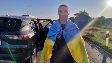 Волиняни зустріли звільненого з російського полону військового Михайла Данилюка