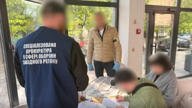У Луцьку суд обрав домашній арешт ексвійськовому у справі про хабар 6 тисяч за «ухилення від мобілізації»