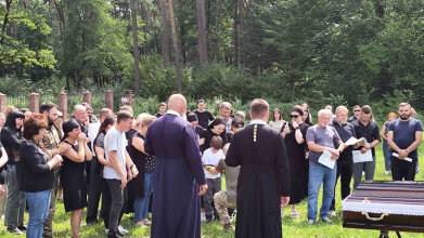 Загинув понад 3 місяці тому: у Луцькому районі поховали 31-річного Героя Петра Низового