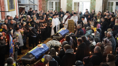 У Луцьку попрощалися з двома захисниками - Анатолієм Парфенюком та Олександром Кондращуком