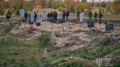 У Лимані виявили близько 200 одиночних та одну братську могилу