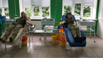 Здали майже 200 літрів крові: у Луцьку прикордонники з чотирьох регіонів встановили рекорд України