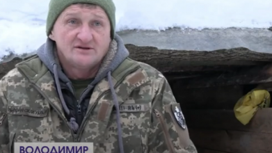 З душем, кухнею та піччю: неподалік кордону з Білоруссю волинянин збудував підземний бліндаж