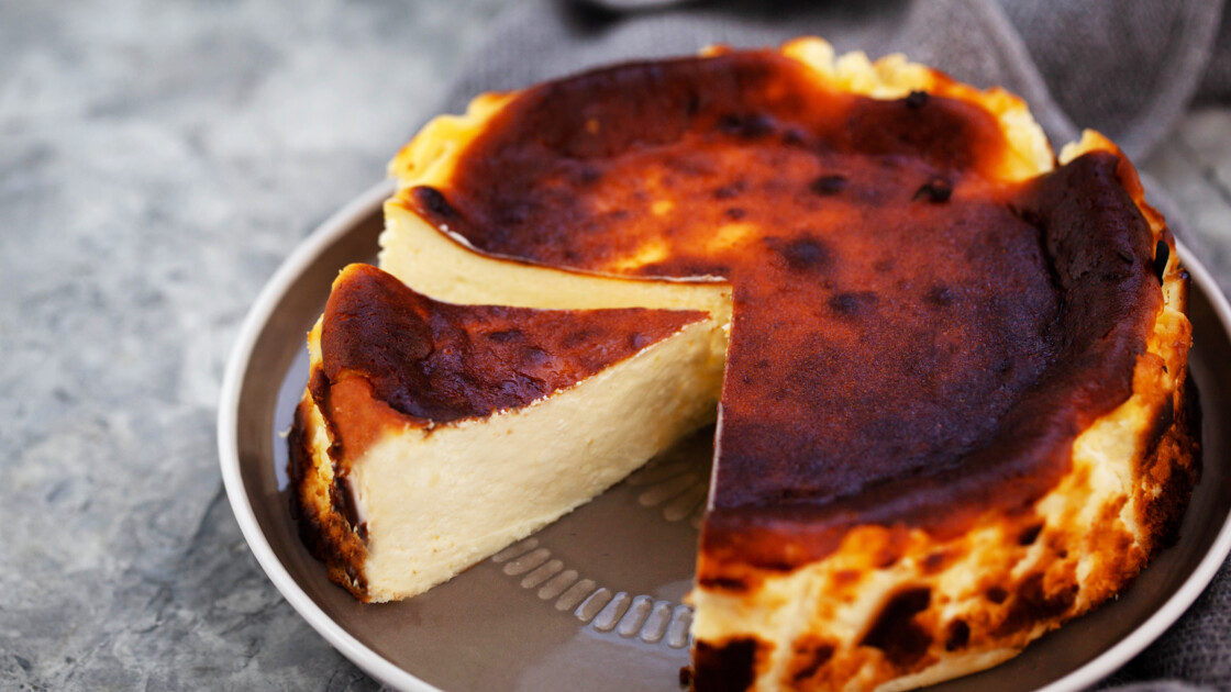 Баскський чізкейк з кисломолочного сиру: найкращий рецепт того самого десерту